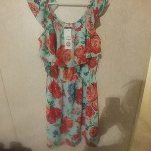 Summer off the shoulder knee length summer dress